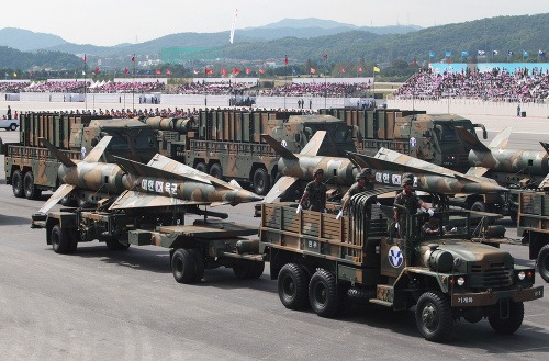 Južná Kórea predstavila počas Dňa ozbrojených síl novú raketu