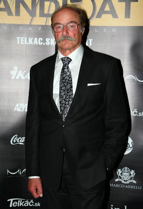 Slávny český herec sa korony nebojí: Porazil iný smrtiaci vírus! – galéria | Topky.sk