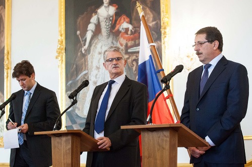 Predseda parlamentu Dánskeho kráľovstva Mogens Lykketoft a predseda NR SR Pavol Paška