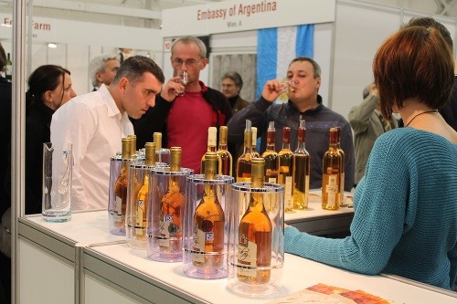 Príďte si vychutnať lahodné vína na výstavu VINUM LAUGARICIO do Trenčína