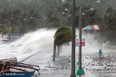 Takto bičoval tajfún pobrežie Filipín