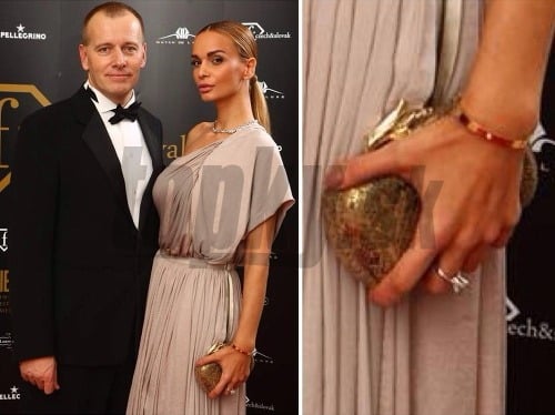 Na spoločenskej udalosti pútala Andrea Heringhová pozornosť svojim veľkým prsteňom. Žeby ju Boris Kollár požiadal o ruku? 