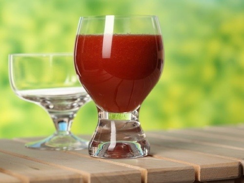 Šťava z cvikle, mrkvy a jablka je účinným liekom na rakovinu!