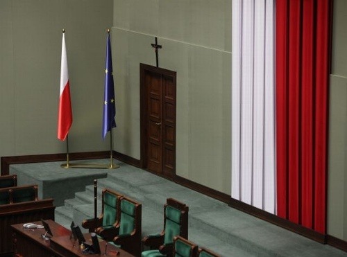Krucifix v poľskom parlamente