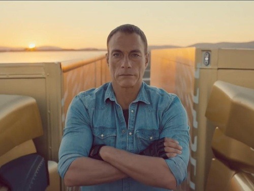 Jean Claude Van Damme a Volvo