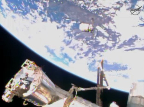 Kozmická loď Cygnus priviezla na ISS prvý náklad potravín
