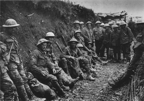 Írski vojaci v prvý deň na Somme v roku 1916.