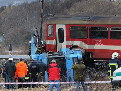 Nehoda na železničnom priecestí pri Polomke