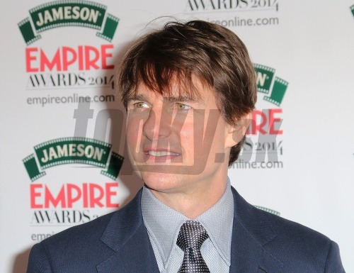 Tom Cruise prekvapil nafúknutou tvárou.