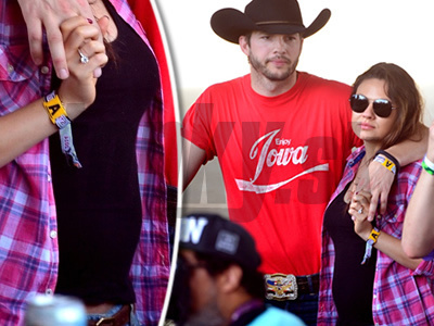 Tehotná Mila Kunis po boku snúbenca Ashtona Kutchera hrdo ukázala rastúce bruško.