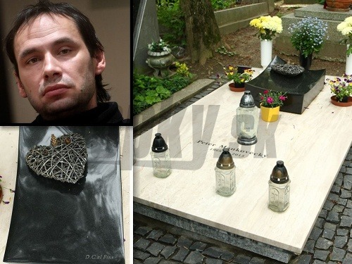 Peter Mankovecký má pomník bez náhrobného kameňa, pod spleteným srdcom stojí tajomný odkaz. 