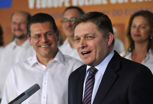 Robert Fico a eurokomisár a líder kandidátky do volieb do EP Maroš Šefčovič