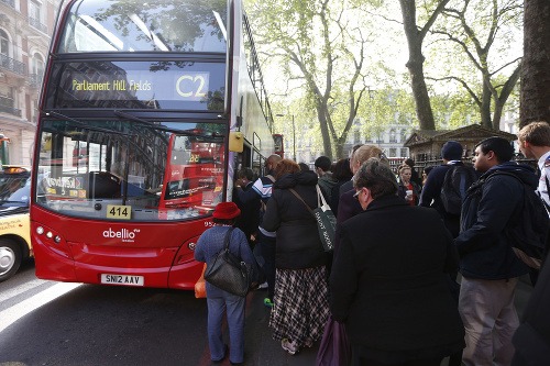 Londýnčania čelili druhému dňu štrajku zamestnancov metra