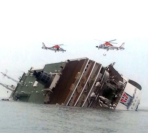 Obetí potopeného kórejského trajektu je už 259