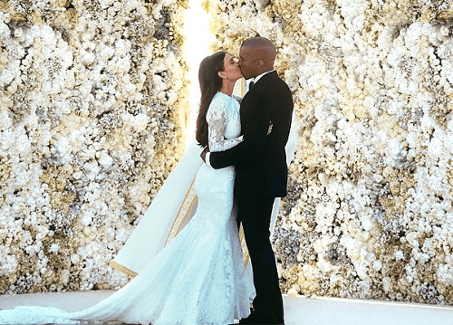 Svadobná fotka Kim Kardashian a Kanyeho Westa drží rekord na Instagrame