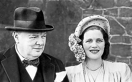 Winston Churchill so svojou dcérou Mary Soamesovou