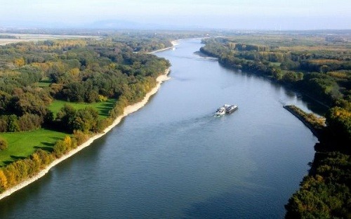 Rieka Dunaj