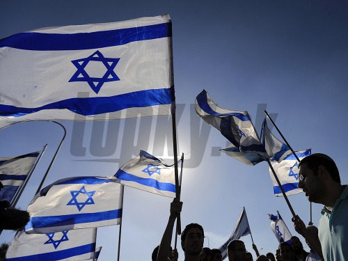 Pravicoví Izraelčania demonštrujú proti Hamasu