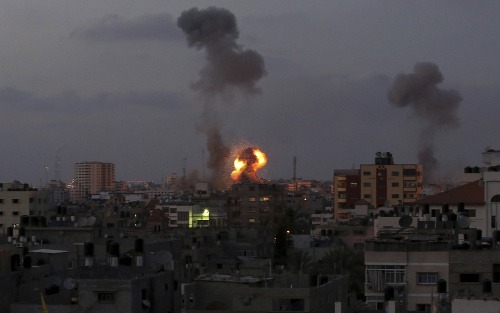 Bombardovanie pásma Gazy