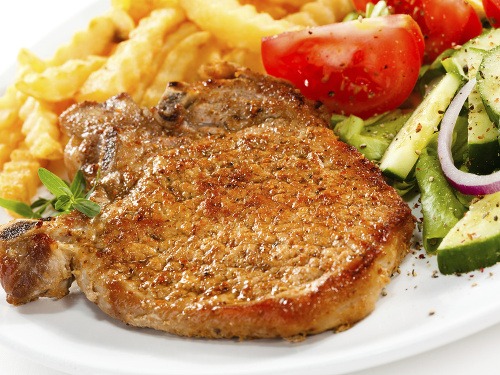 Bravčové mäso môže byť surovinou pre mnoho pochúťok.