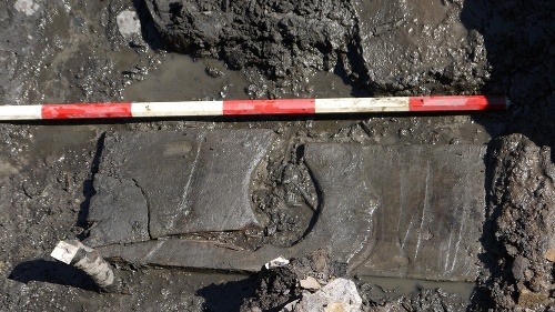 Archeológovia našli 2000 rokov starú záchodovú dosku