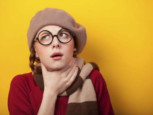 Blíži sa jeseň a s ňou zvýšené riziko prechladnutia, bolesti hrdla a horúčky!