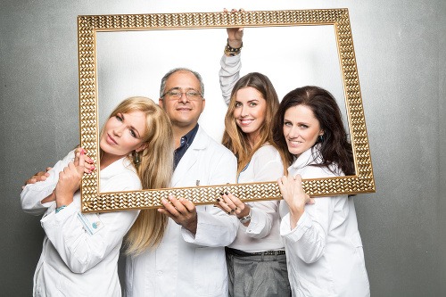 Riaditeľka kliniky Envy Natália Selveková s prímármi jednotlivých oddelení