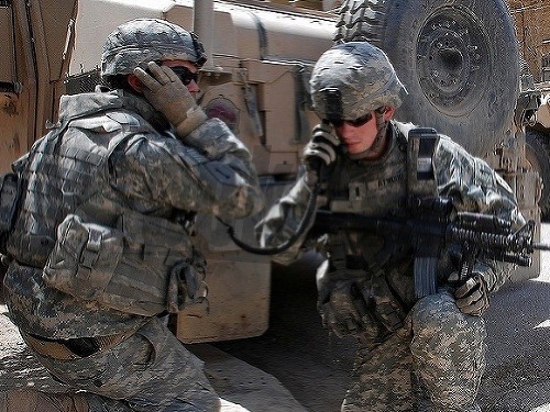 Spojené štáty plánujú vyslať do Iraku ďalších vojakov.