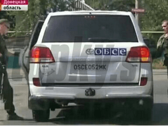 Autá so symbolmi OBSE