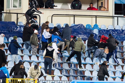 Výtržnosti v zápase Slovan - Sparta