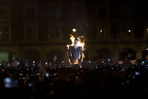 Veľké protesty v Mexico City