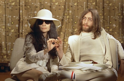 John Lennon a Yoko Ono