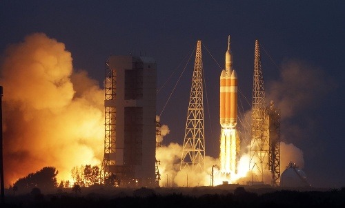 Vesmírna loď Orion na druhý pokus odštartovala