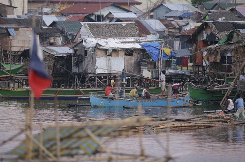 Úrady evakuovali viac ako 600 tisíc obyvateľov pre Tajfún Hagupit.