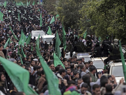 Prehliadka na počesť výročie Hamasu