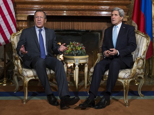 John Kerry a Sergej Lavrov rokovali v Ríme