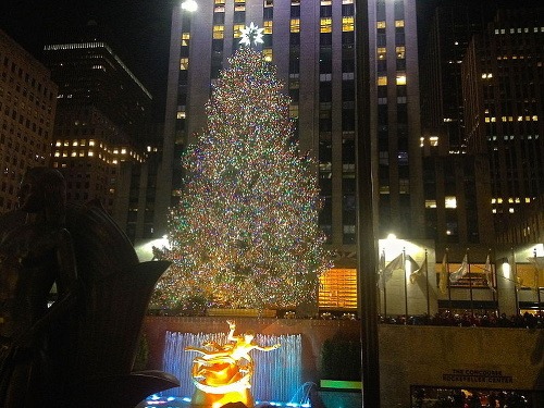 Vianočný stromček v Rockefellerovom centre, New York, USA