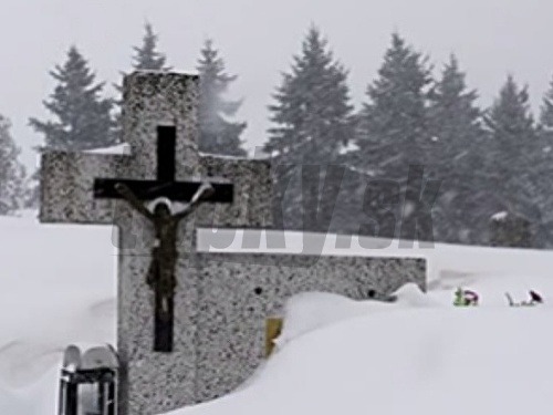 Cintorín v obci Tovarné