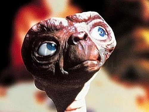 E.T. - Mimozemšťan si získal priaznivcov po celom svete.