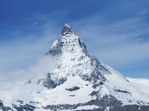 Lyžovačka na Cervine (výhľad na Matternhorn), Taliansko