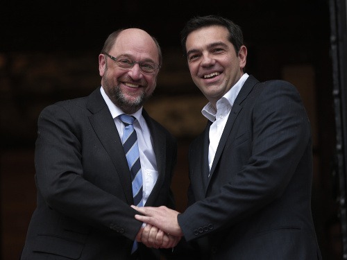 Predseda Európskeho parlamentu Martin Schulz (vľavo) sa stretol s lídrom víťaznej ľavice Alexisom Tsiprasom.