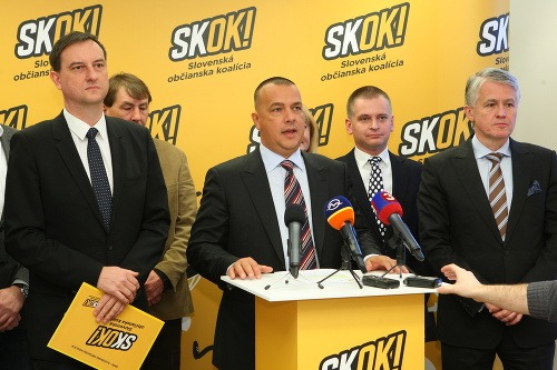 Zľava: Daniel Krajcer, Juraj Miškov a Jozef Kollár