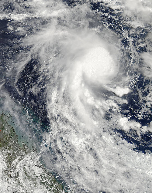 Cyklón ohrozujúci Austráliu