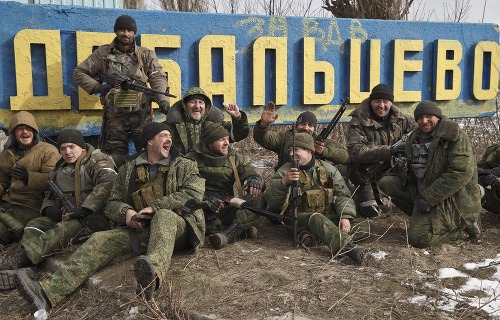 Na Ukrajine sú vojská stále aktívne.