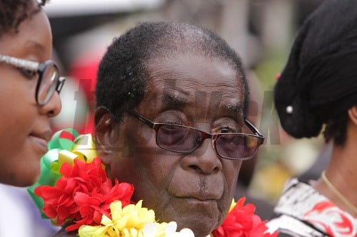 Mugabe (91) to riadne