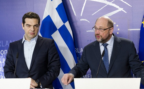 Alexis Tsipras (vľavo) a prezident EP Martin Schulz 