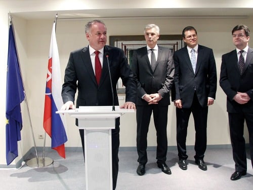 (Zľava) Prezident SR Andrej