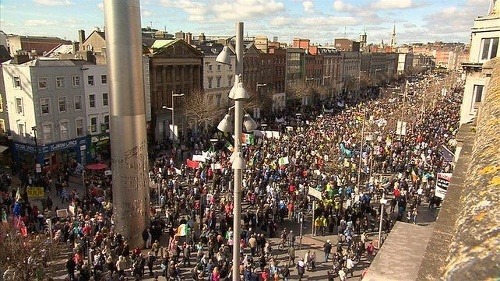 Protesty proti zavedeniu vodného a stočného v Dubline