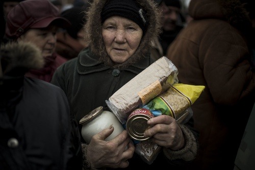 Kríza obyvateľov východnej Ukrajiny tlačí na dno