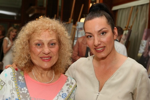 Katka Hasprová s mamou Soňou Valentovou 